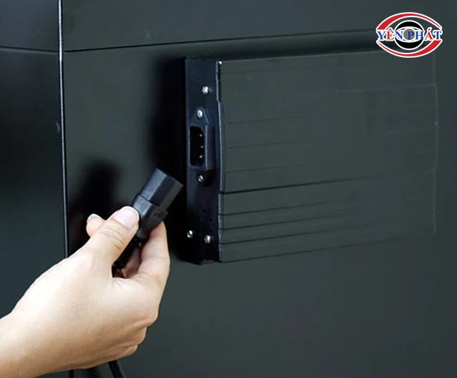 Kết nối nguồn điện