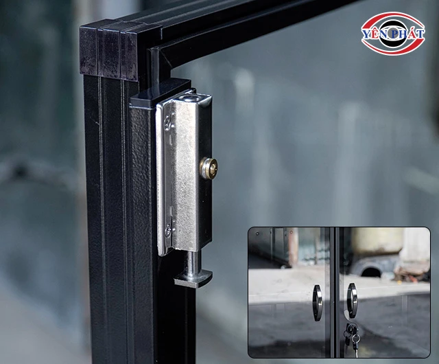 cánh cửa tủ chống ẩm kín khít