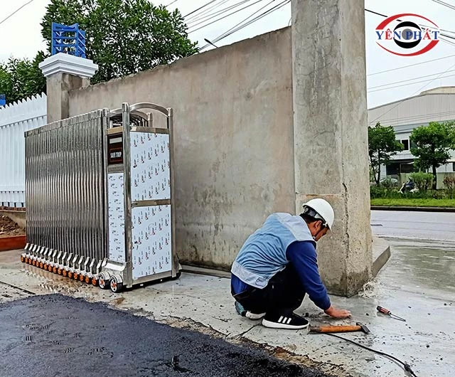 lắp đặt cổng xếp tại Đồng Nai