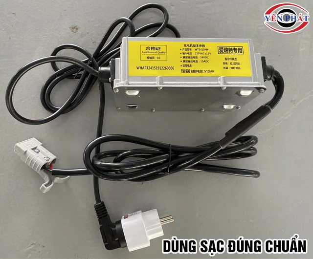Sạc ắc quy máy chà sàn