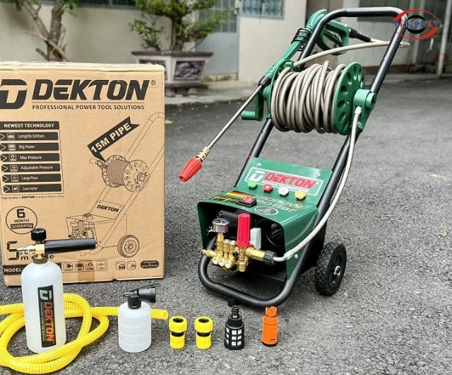 Máy rửa xe Dekton CWR3000A 3000W
