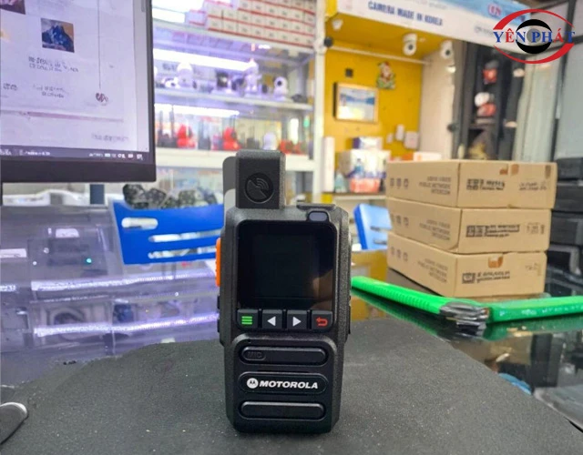 Bộ đàm 5G Motorola LTE N68BL
