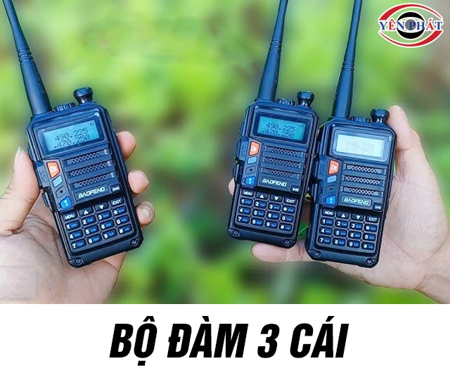 Bộ Đàm 3 Cái: Giá rẻ, Ổn định, Giao Tiếp Không Giới Hạn