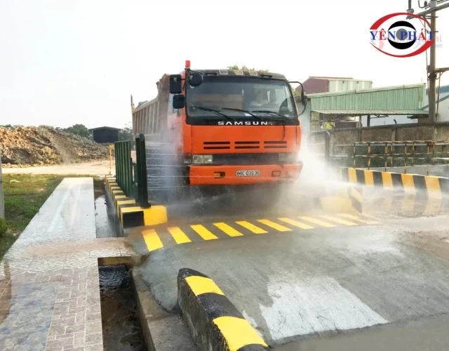 máy rửa xe công trình