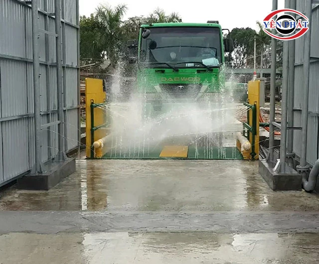 máy rửa xe công trình