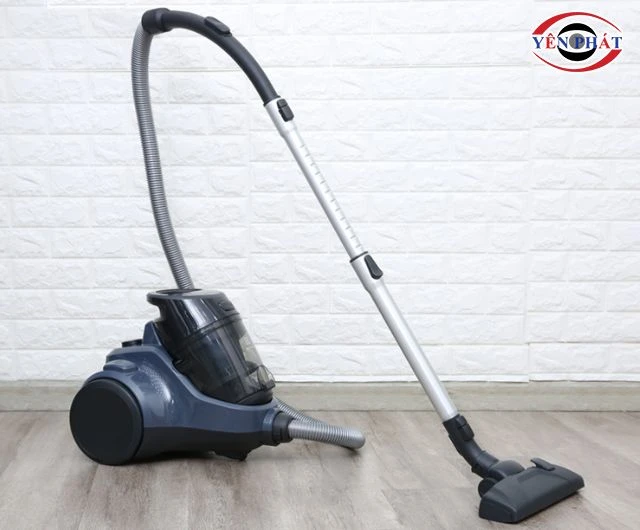 Chuẩn bị vệ sinh máy hút bụi Electrolux