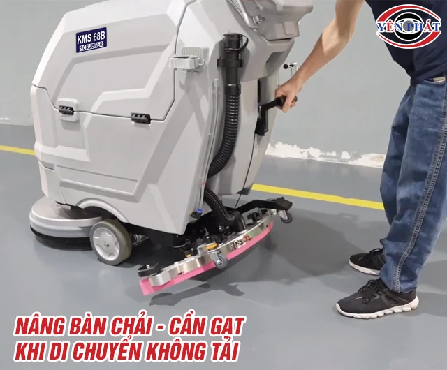 Nâng cần gạt máy chà sàn công nghiệp liên hợp Kumisai KMS 68B
