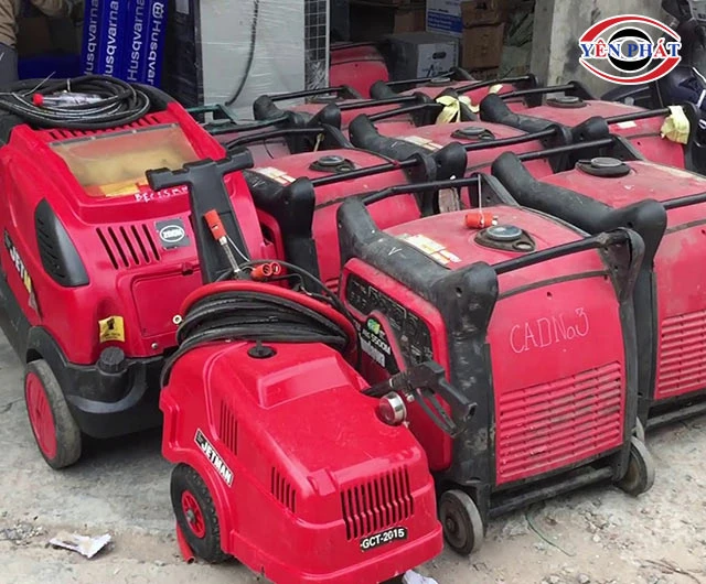 máy rửa xe hơi nước nóng cũ