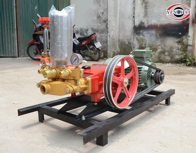 Máy rửa xe dây đai đầu nổ Diesel HL120/7.5KW
