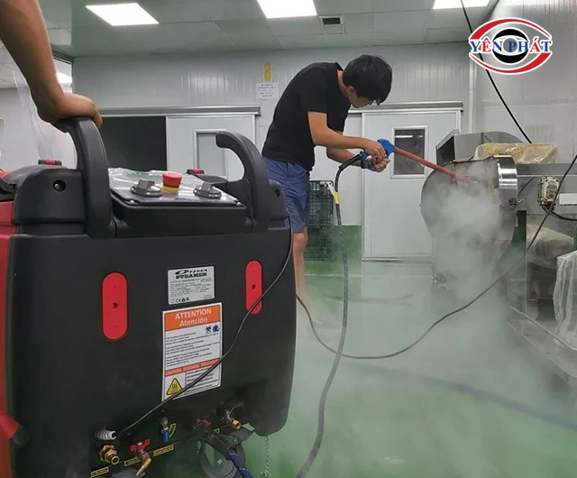 máy rửa xe hơi nước nóng cũ