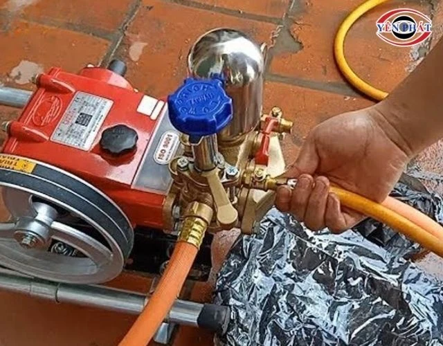 Vận hành máy rửa xe dây đai