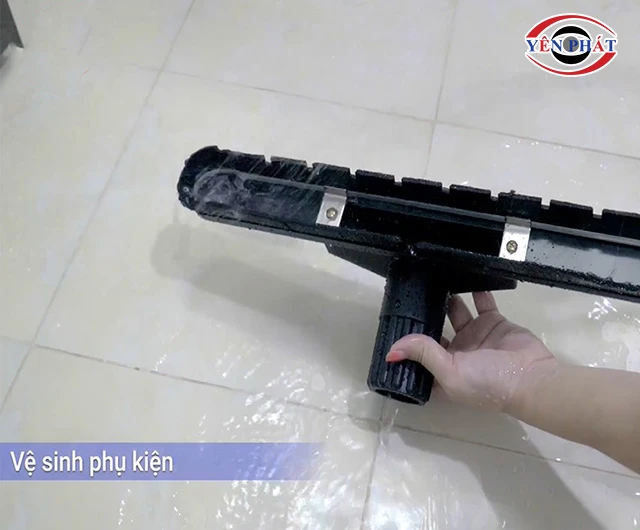 vệ sinh đầu hút bụi