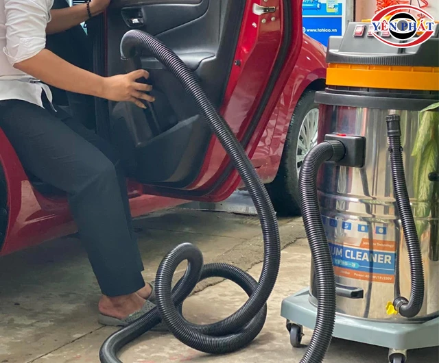 Máy hút bụi công nghiệp mở tiệm rửa xe