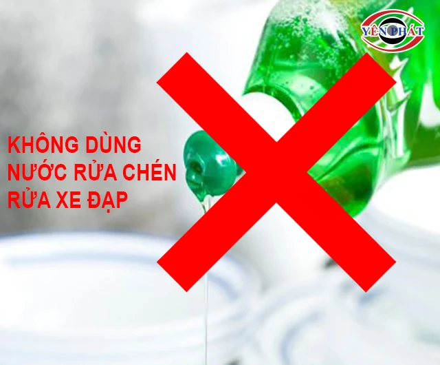 không dùng nước rửa chén rửa xe đạp