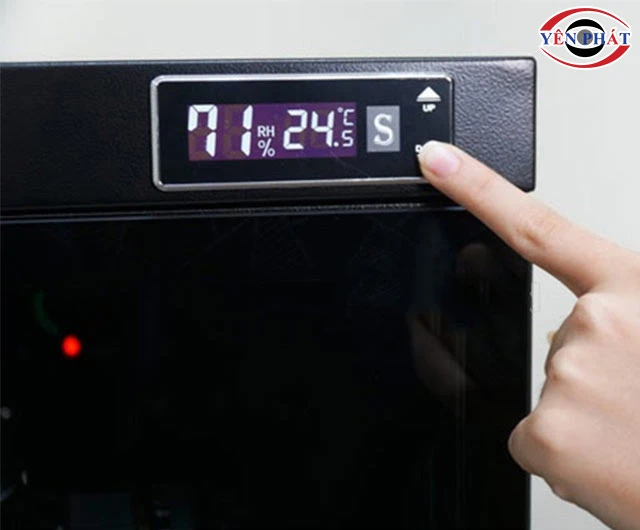 Màn hình tủ chống ẩm Bình Dương 