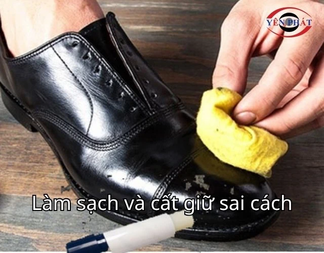 Làm sạch giày da sai cách
