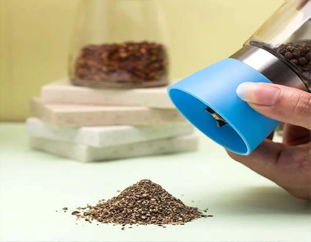 Dùng bình thủy tinh nắp kín