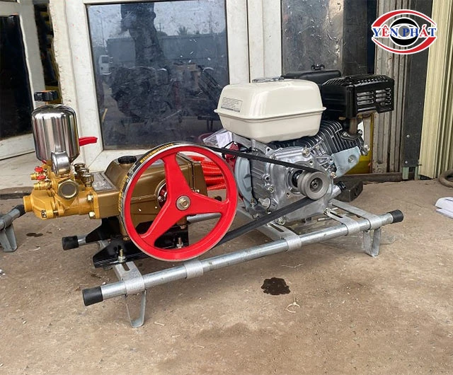 Máy rửa xe dây đai 6.5HP