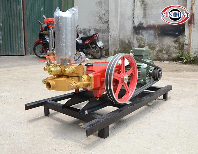 Máy rửa xe dây đai HL120