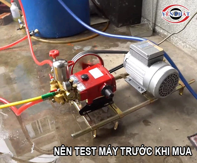 test thử máy rửa xe dây đai khi mua