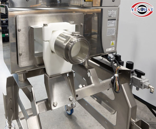 Máy dò kim loại Anritsu M6 dạng đường ống