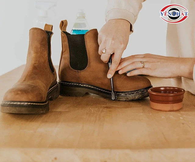 7 Cách làm sạch giày da nữ: Hiệu quả nhanh, Ít tốn công