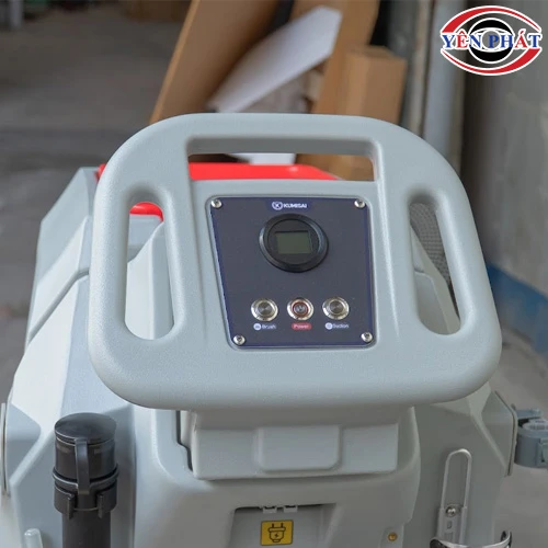 Máy chà sàn công nghiệp liên hợp Kumisai KMS 68B 6