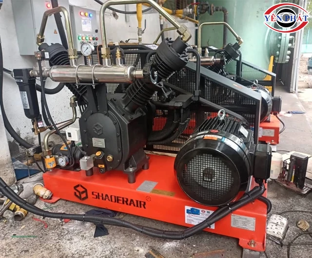 Máy nén khí 40 bar piston