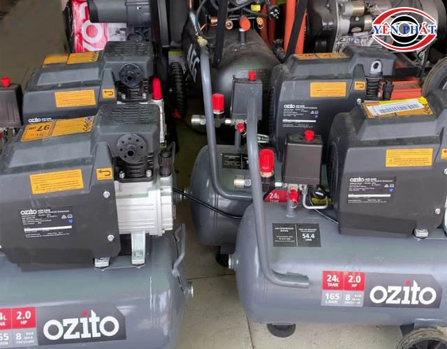 sử dụng Máy bơm nén khí Ozito ACK-0015