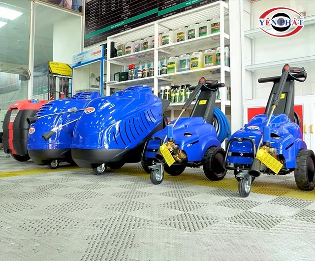máy rửa xe Mazzoni