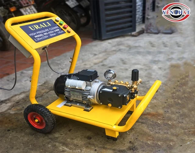 Máy bơm rửa xe Urali AR U22-1408