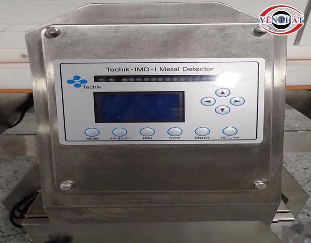 máy dò kim loại Techik kết cấu bền bỉ