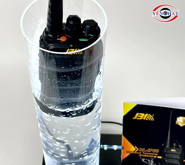 bộ đàm JBL chống nước tốt