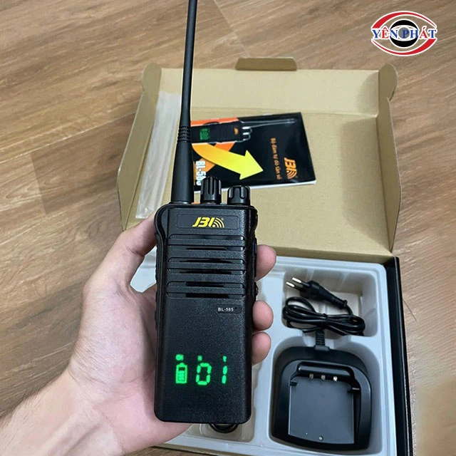 dung lượng pin của bộ đàm JBL siêu lớn