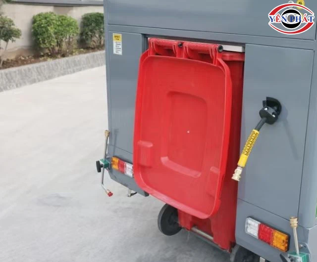 Đổ rác khỏi thùng xe quét rác Kumisai KMS-S14