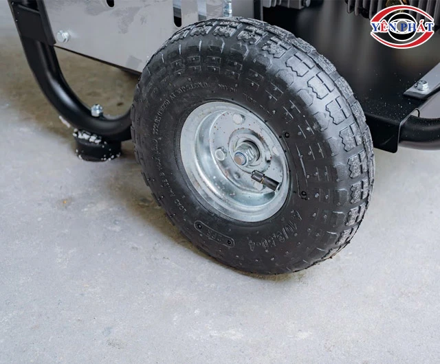 Bánh xe máy rửa xe áp lực cao Lutian 2600PSI 15M26-3.7S2