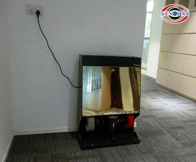 cắm điện cho máy đánh giày Sakura