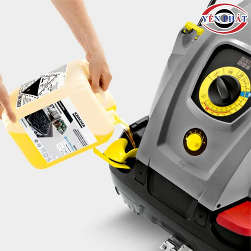 Máy phun rửa xe ô tô áp lực cao Karcher HDS 8/17C 4