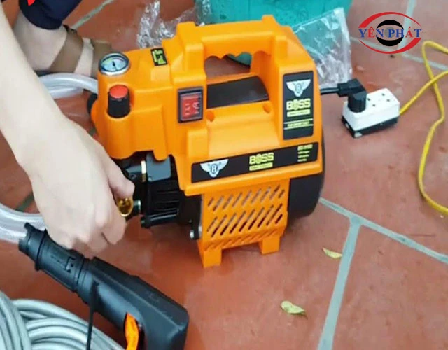 Lưu ý khi sử dụng để máy rửa xe Boss
