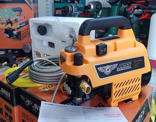 Máy bơm rửa xe Boss 2300W 120Bar 8L BOSS BO-2300