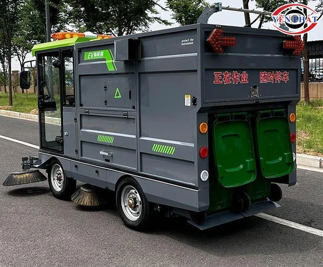 Thùng rác xe quét rác ngồi lái Kumisai KMS25
