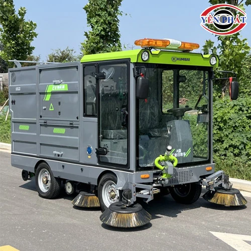 Xe quét rác ngồi lái Kumisai KMS25 2