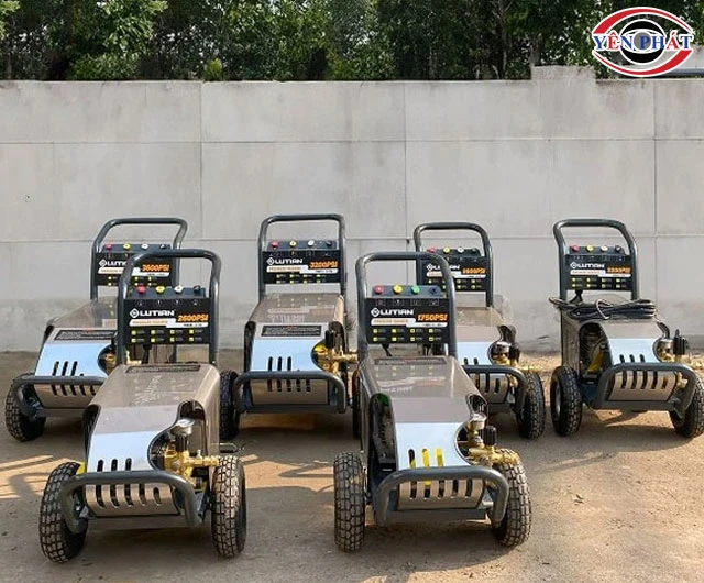 Bán máy rửa xe liền trục