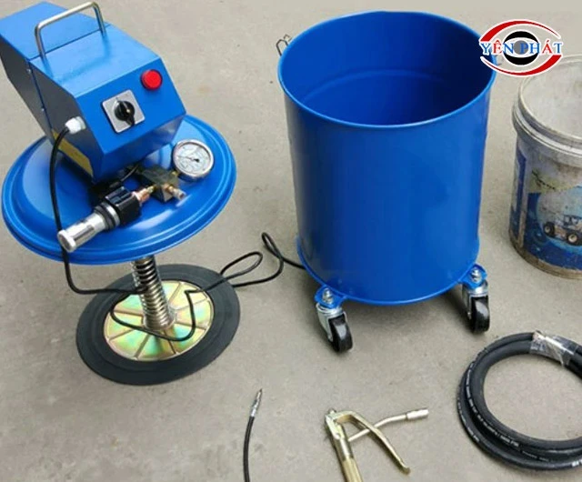 Dung tích máy bơm mỡ Yamada