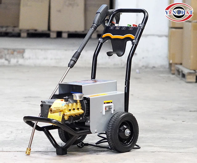 Máy rửa xe dây đai 3 HP Palada PD 80/2.2