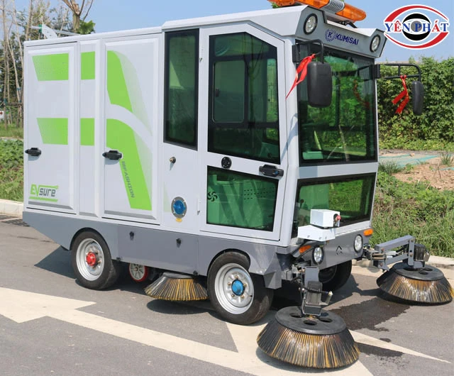 Chổi xe quét rác ngồi lái Kumisai KMS S18