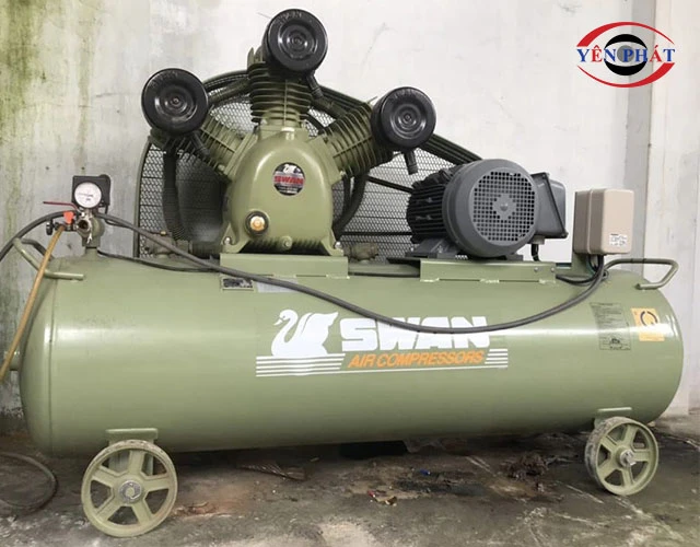 Máy nén khí Swan SVU-205 sở hữu ngoại hình màu xanh rêu nhạt