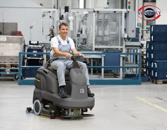 Bảng giá máy chà sàn ngồi lái bao nhiêu tiền