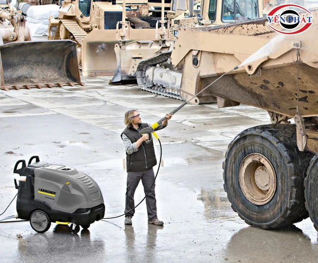 Máy phun rửa áp lực cao Karcher HDS 12/18-4S Classic mạnh mẽ