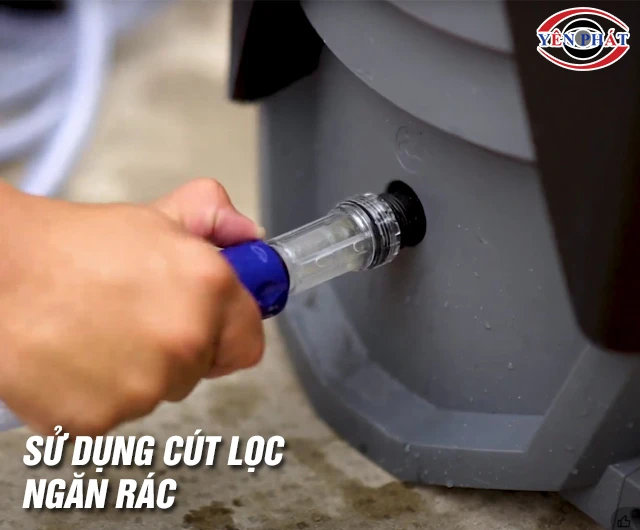 Dùng cút lọc máy rửa xe Hakawa